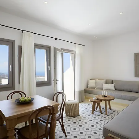 White & Co. La Torre Villa