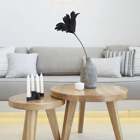 White & Co. La Torre Pýrgos