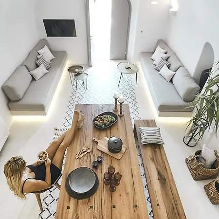White & Co. La Torre Villa *