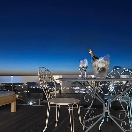 White & Co. La Torre *