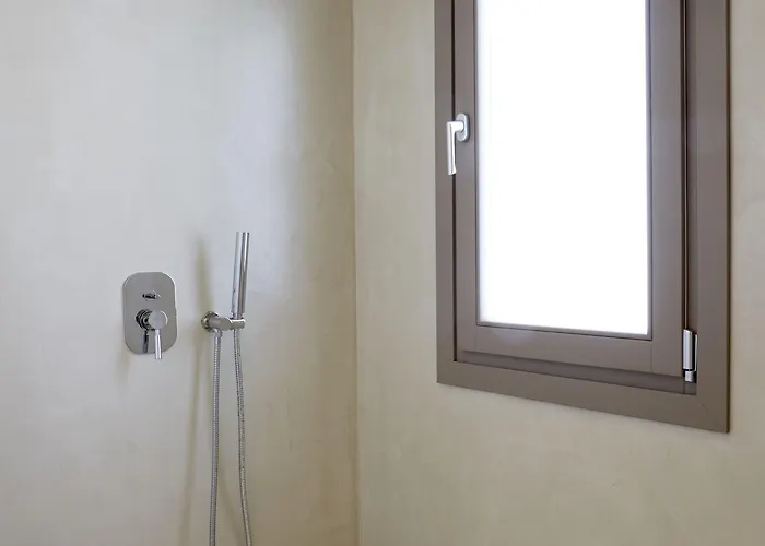 White & Co. La Torre Villa Pyrgos Kallistis