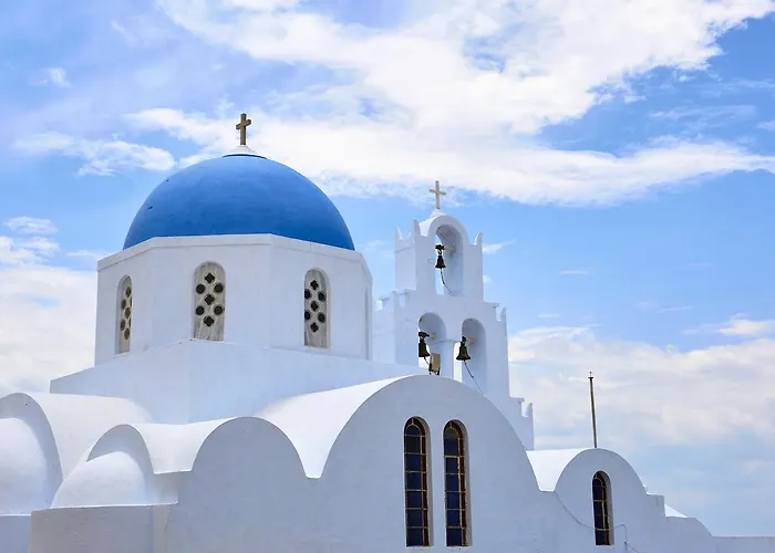 White & Co. La Torre * Pyrgos Kallistis