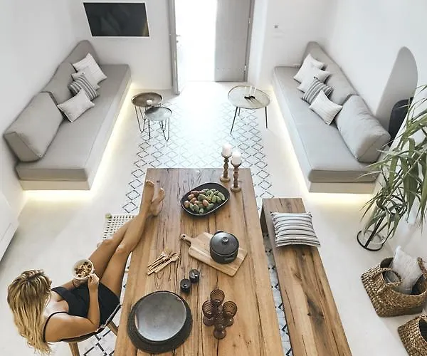 White & Co. La Torre Villa *