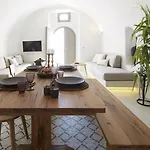 빌라 White & Co. La Torre *