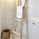 White & Co. La Torre *