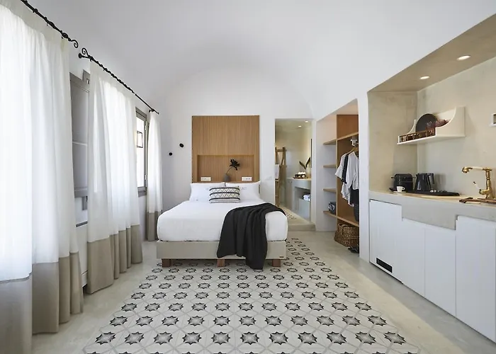 White & Co. La Torre Villa Pýrgos